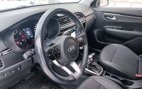 KIA Rio IV, 2018 год, 1 600 000 рублей, 2 фотография