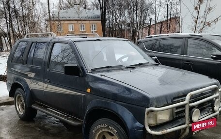 Nissan Terrano II рестайлинг, 1991 год, 400 000 рублей, 3 фотография