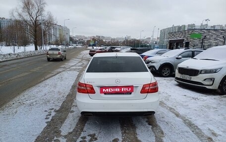 Mercedes-Benz E-Класс, 2012 год, 2 100 000 рублей, 14 фотография