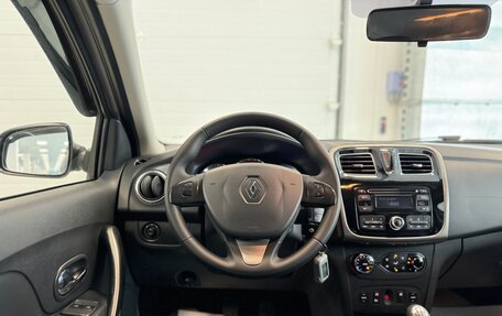 Renault Sandero II рестайлинг, 2016 год, 850 000 рублей, 20 фотография