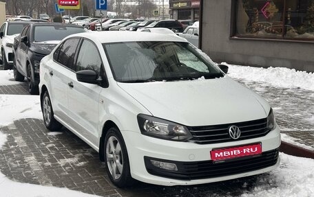 Volkswagen Polo VI (EU Market), 2017 год, 1 200 000 рублей, 1 фотография