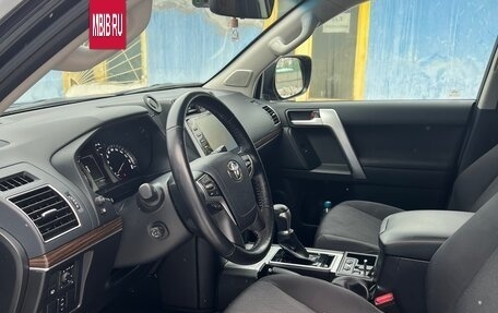 Toyota Land Cruiser Prado 150 рестайлинг 2, 2021 год, 7 600 000 рублей, 4 фотография