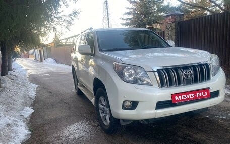 Toyota Land Cruiser Prado 150 рестайлинг 2, 2011 год, 2 900 000 рублей, 3 фотография