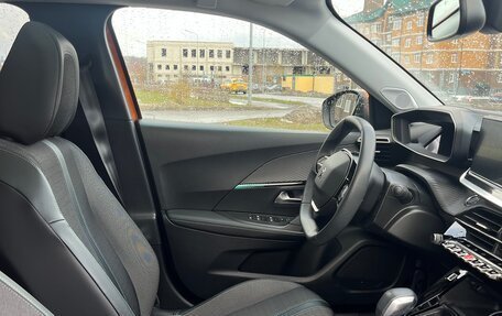 Peugeot 2008 II, 2021 год, 2 300 000 рублей, 6 фотография