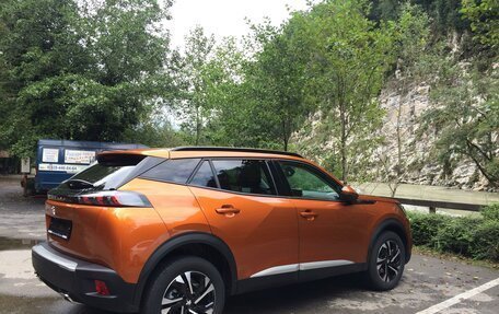 Peugeot 2008 II, 2021 год, 2 300 000 рублей, 8 фотография