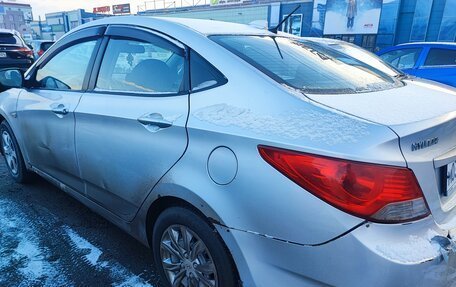 Hyundai Solaris II рестайлинг, 2012 год, 555 000 рублей, 12 фотография