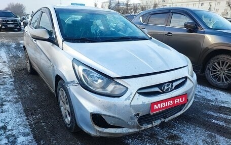 Hyundai Solaris II рестайлинг, 2012 год, 555 000 рублей, 16 фотография