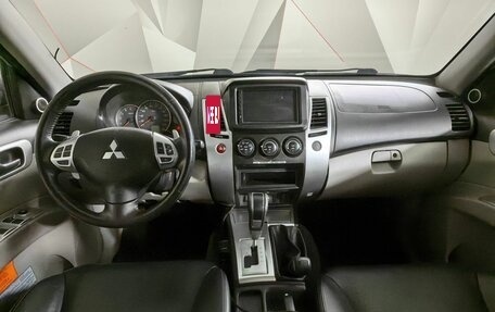 Mitsubishi Pajero Sport II рестайлинг, 2011 год, 1 538 000 рублей, 12 фотография