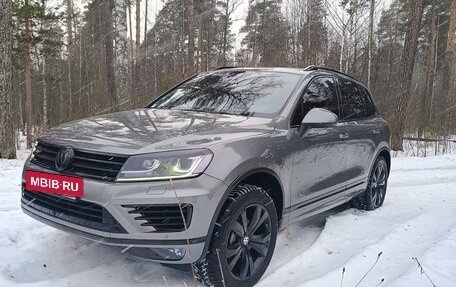 Volkswagen Touareg III, 2017 год, 3 360 000 рублей, 8 фотография