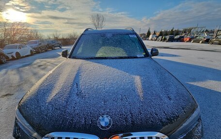 BMW X7, 2022 год, 7 960 000 рублей, 2 фотография