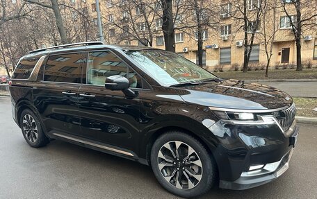 KIA Carnival, 2023 год, 5 700 000 рублей, 3 фотография