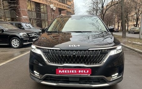 KIA Carnival, 2023 год, 5 700 000 рублей, 2 фотография