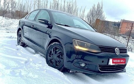 Volkswagen Jetta VI, 2013 год, 870 000 рублей, 11 фотография