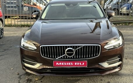 Volvo S90 II рестайлинг, 2020 год, 3 850 000 рублей, 1 фотография