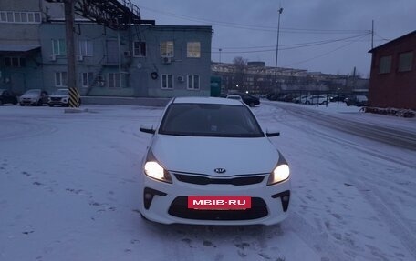 KIA Rio IV, 2019 год, 850 000 рублей, 2 фотография