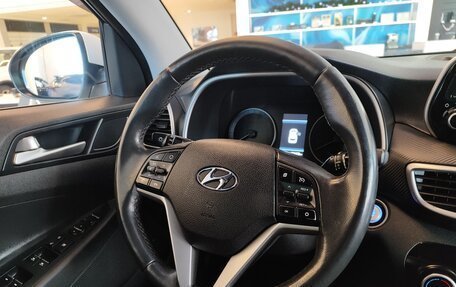 Hyundai Tucson III, 2018 год, 2 375 000 рублей, 15 фотография