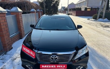 Toyota Camry, 2014 год, 1 800 000 рублей, 2 фотография