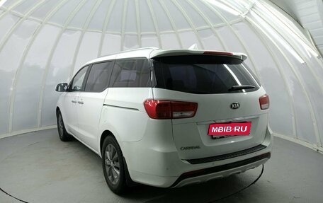 KIA Carnival III, 2018 год, 2 805 000 рублей, 8 фотография