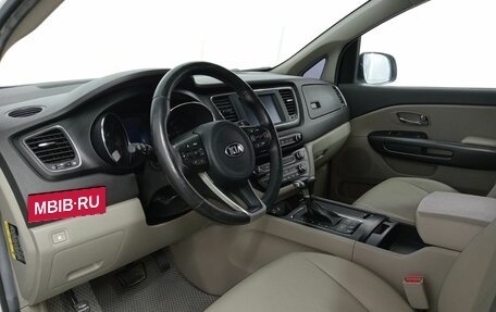 KIA Carnival III, 2018 год, 2 805 000 рублей, 20 фотография