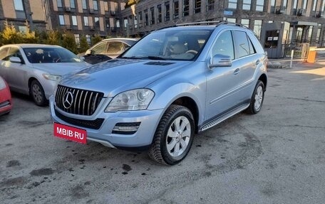 Mercedes-Benz M-Класс, 2010 год, 2 290 000 рублей, 4 фотография