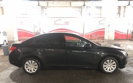 Chevrolet Cruze II, 2011 год, 550 000 рублей, 2 фотография