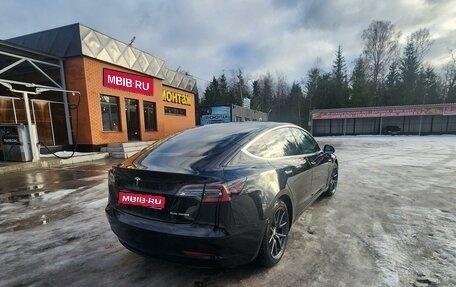 Tesla Model 3 I, 2019 год, 3 000 000 рублей, 1 фотография