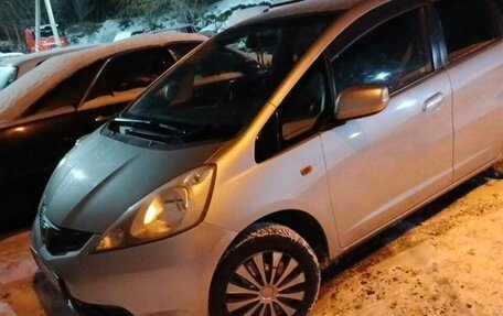 Honda Fit III, 2009 год, 650 000 рублей, 7 фотография