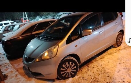 Honda Fit III, 2009 год, 650 000 рублей, 6 фотография