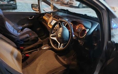 Honda Fit III, 2009 год, 650 000 рублей, 12 фотография