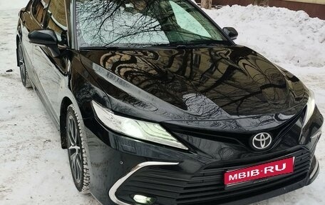 Toyota Camry, 2021 год, 3 150 000 рублей, 1 фотография