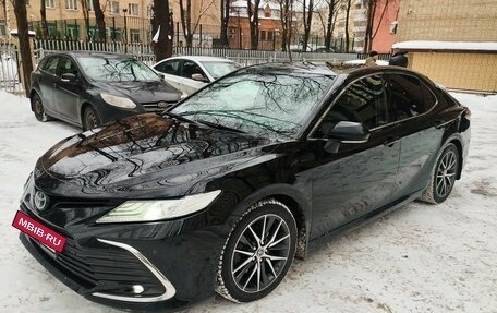 Toyota Camry, 2021 год, 3 150 000 рублей, 7 фотография