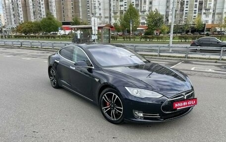 Tesla Model S I, 2014 год, 2 600 000 рублей, 4 фотография