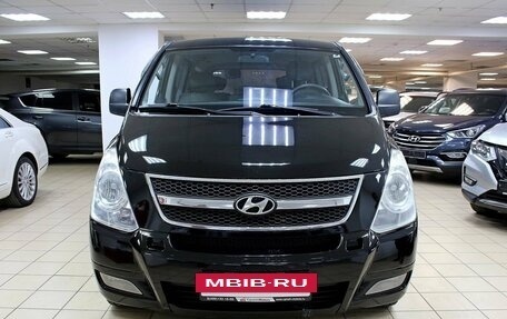 Hyundai Grand Starex Grand Starex I рестайлинг 2, 2010 год, 815 000 рублей, 2 фотография