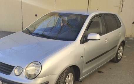 Volkswagen Polo IV рестайлинг, 2002 год, 420 000 рублей, 2 фотография