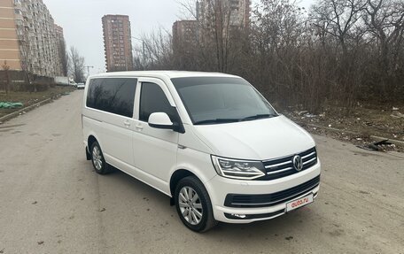 Volkswagen Caravelle T6 рестайлинг, 2015 год, 3 450 000 рублей, 8 фотография