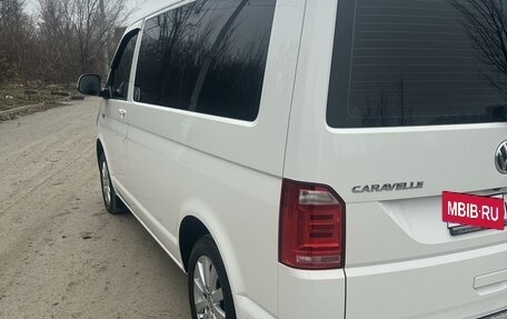 Volkswagen Caravelle T6 рестайлинг, 2015 год, 3 450 000 рублей, 14 фотография