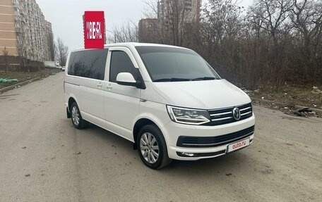 Volkswagen Caravelle T6 рестайлинг, 2015 год, 3 450 000 рублей, 7 фотография