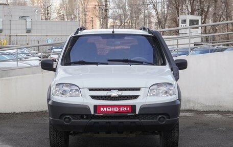 Chevrolet Niva I рестайлинг, 2015 год, 799 000 рублей, 3 фотография