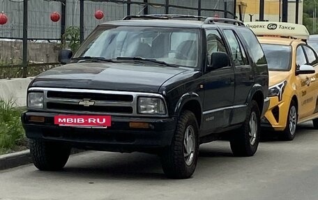 Chevrolet Blazer II рестайлинг, 1998 год, 500 000 рублей, 3 фотография