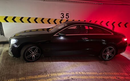 Mercedes-Benz E-Класс, 2019 год, 4 290 000 рублей, 11 фотография