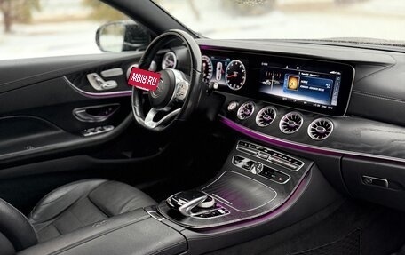 Mercedes-Benz E-Класс, 2019 год, 4 290 000 рублей, 9 фотография