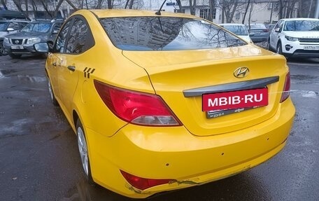 Hyundai Solaris II рестайлинг, 2015 год, 950 000 рублей, 7 фотография