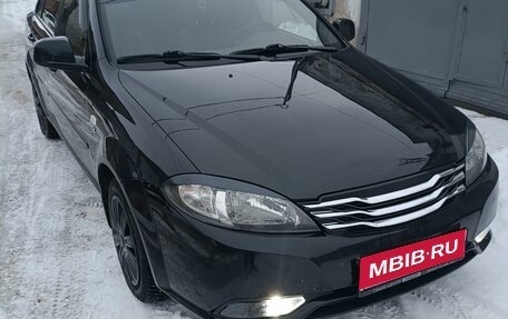 Daewoo Gentra II, 2013 год, 675 000 рублей, 1 фотография