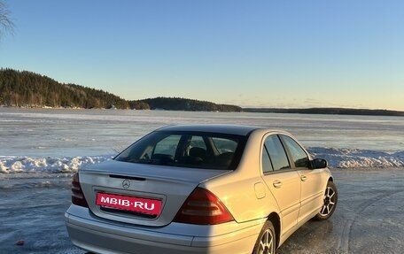 Mercedes-Benz C-Класс, 2000 год, 600 000 рублей, 4 фотография