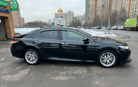 Toyota Camry, 2020 год, 3 100 000 рублей, 7 фотография