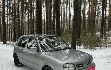 Nissan March II, 2001 год, 245 000 рублей, 2 фотография