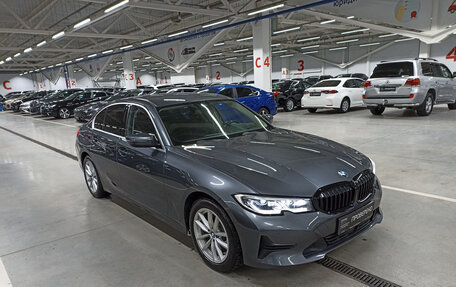 BMW 3 серия, 2019 год, 3 589 000 рублей, 7 фотография