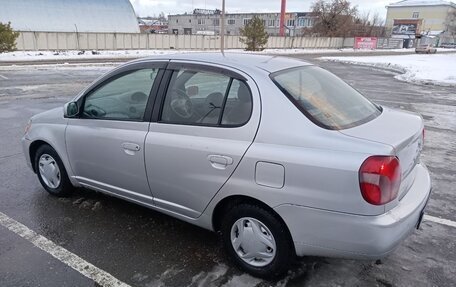 Toyota Platz, 2001 год, 450 000 рублей, 15 фотография