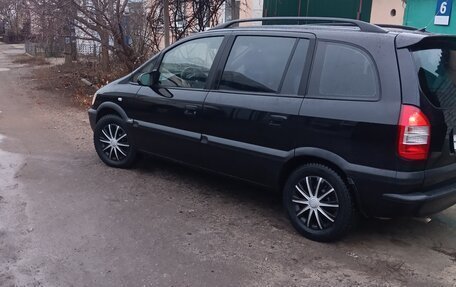 Opel Zafira A рестайлинг, 2004 год, 550 000 рублей, 8 фотография