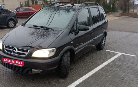 Opel Zafira A рестайлинг, 2004 год, 550 000 рублей, 12 фотография